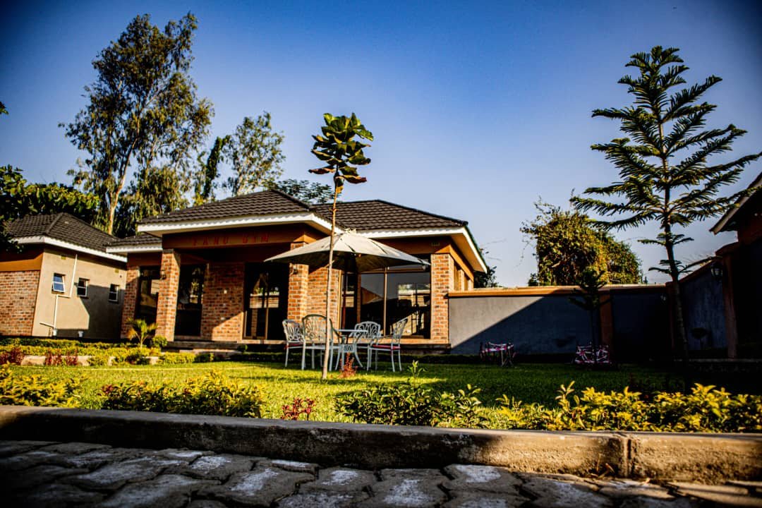 Executive Suite - Work Area